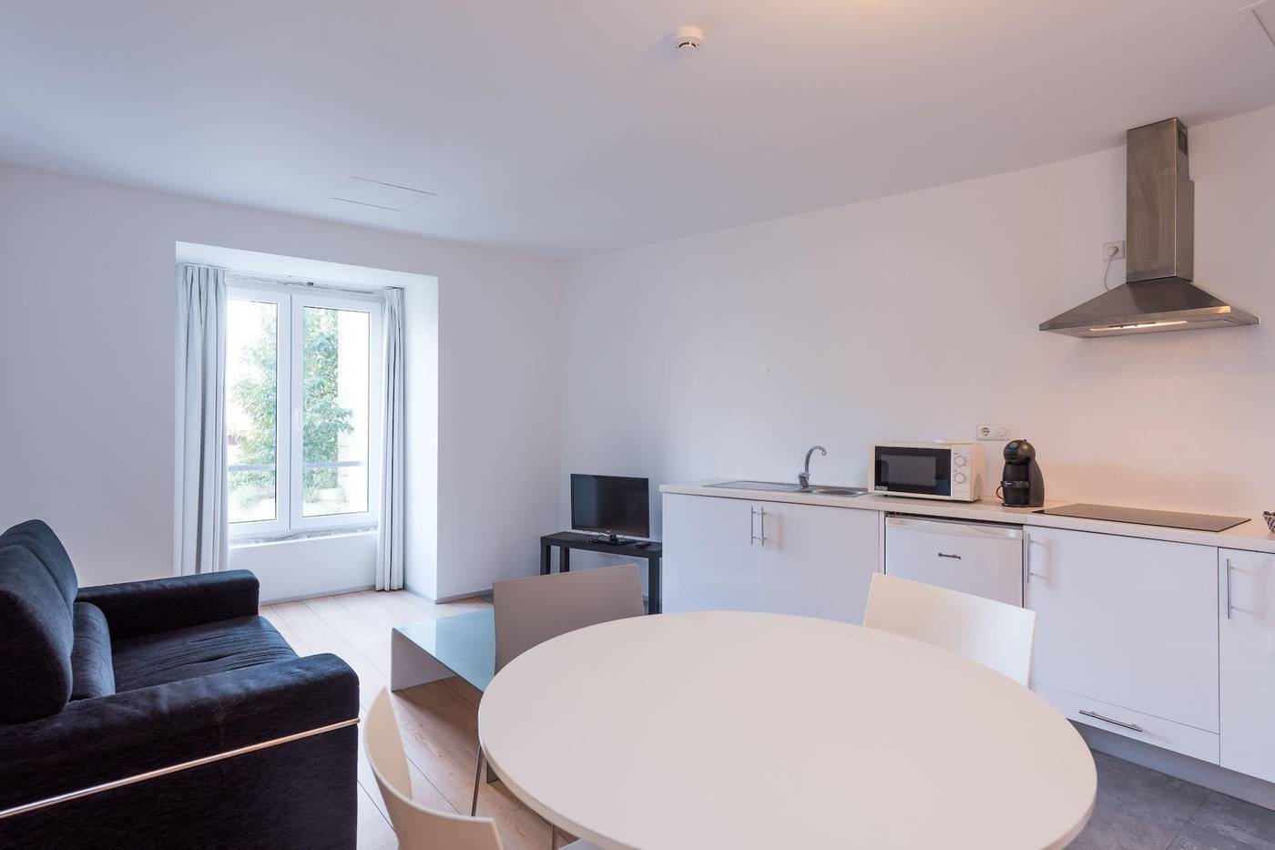 Alfama---Lisbon-Lounge-Suites-Room-47