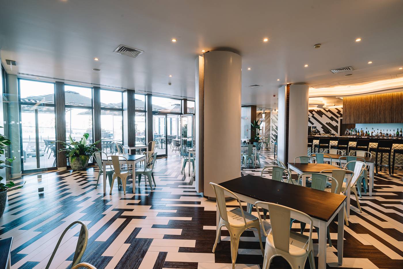 Real-Marina-Hotel-and-Spa-Bar-30