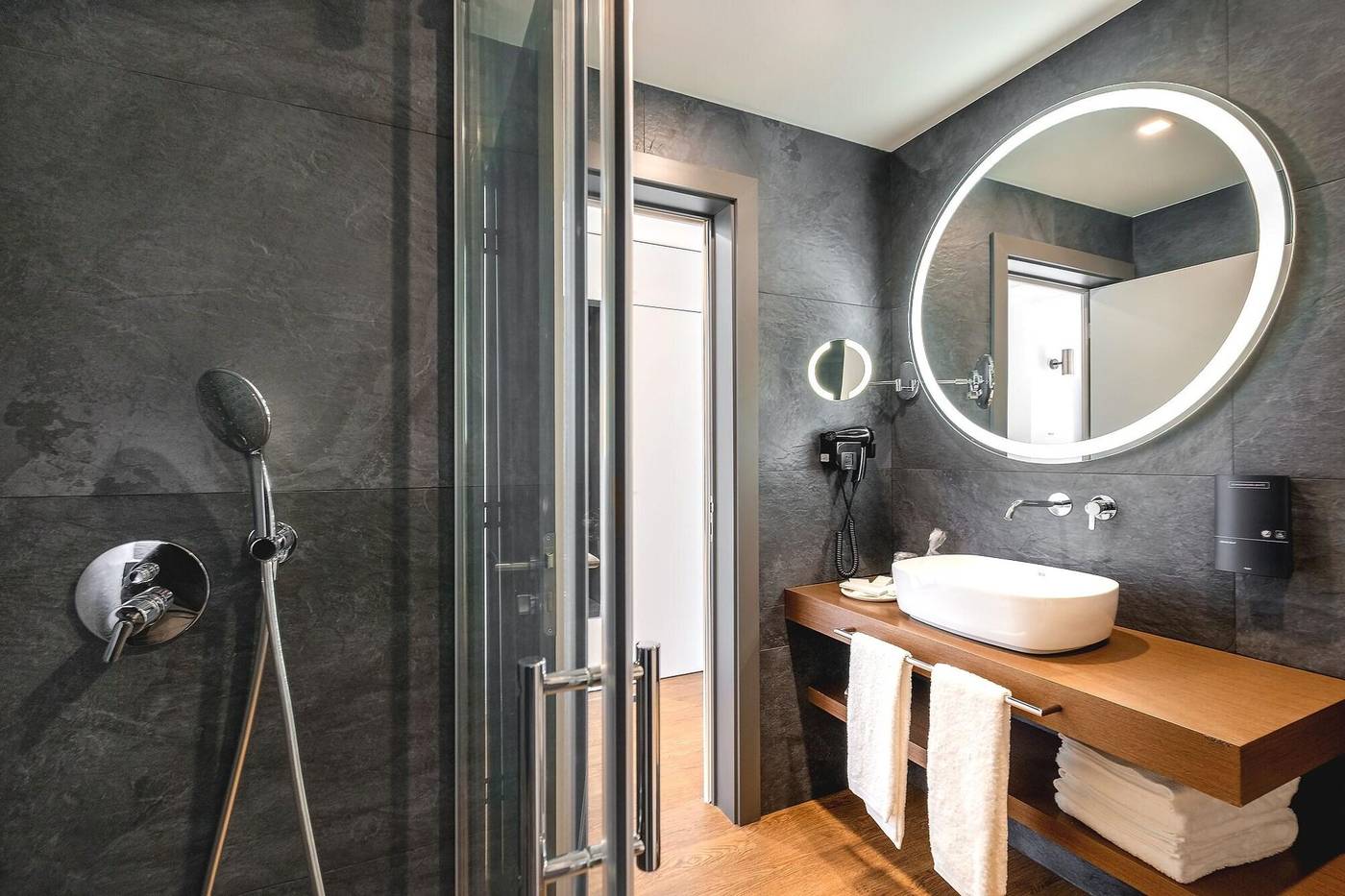 Mourasuites-Hotel-Room-43