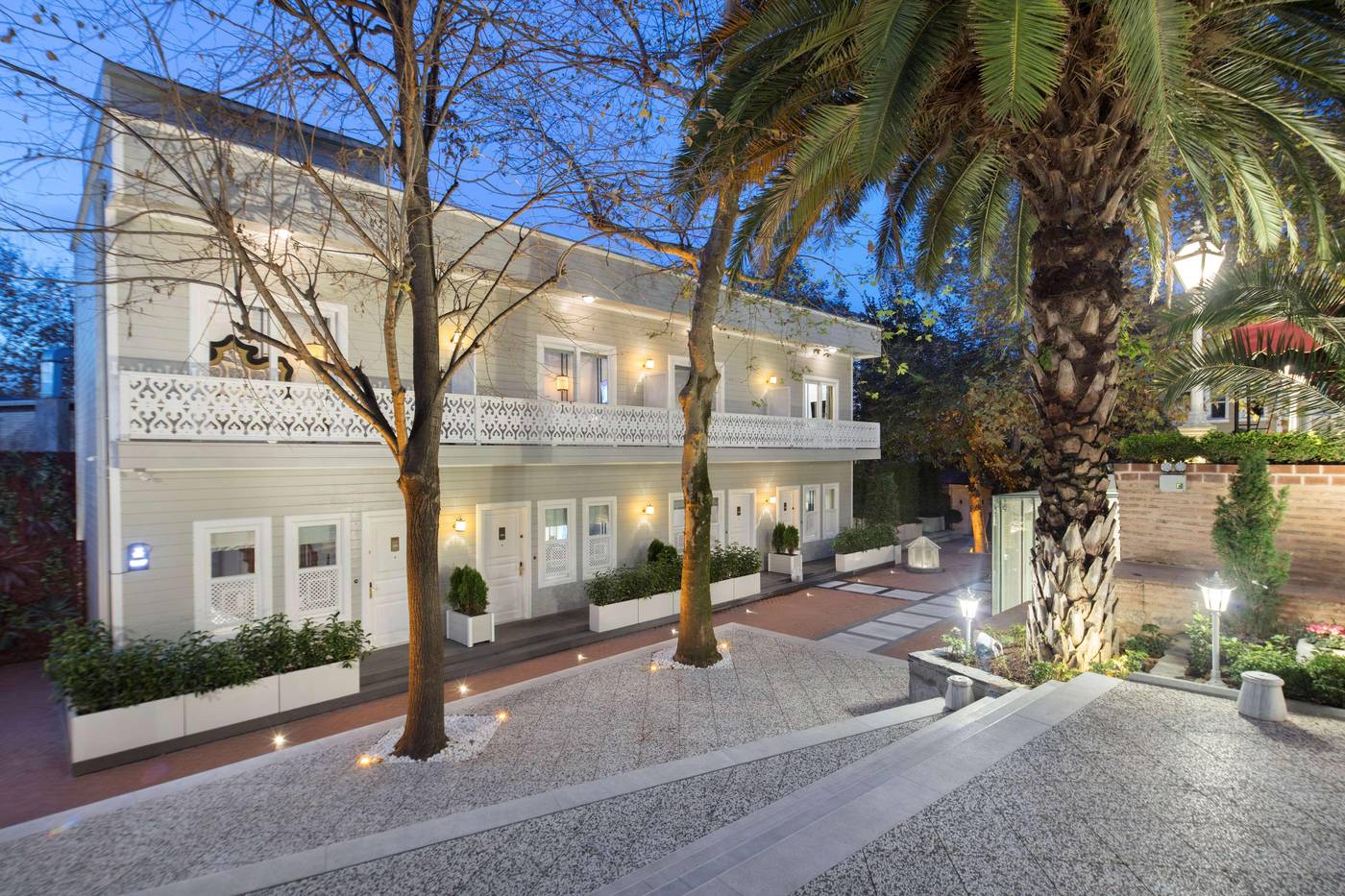 Hagia-Sofia-Mansions-Curio-Collection-by-Hilton-Room-86