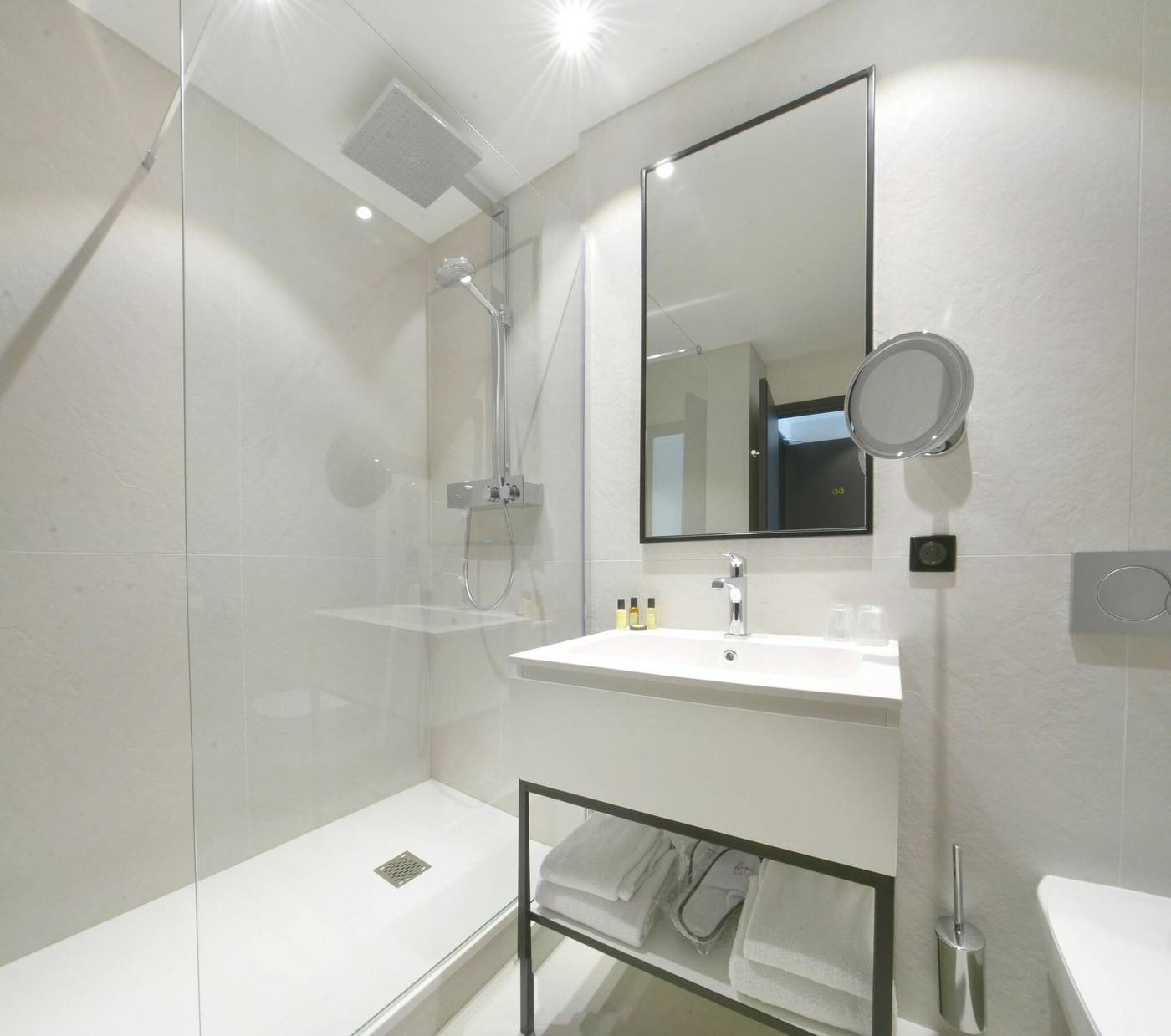 Hotel Le Roosevelt - France - Lyon - Room - 2