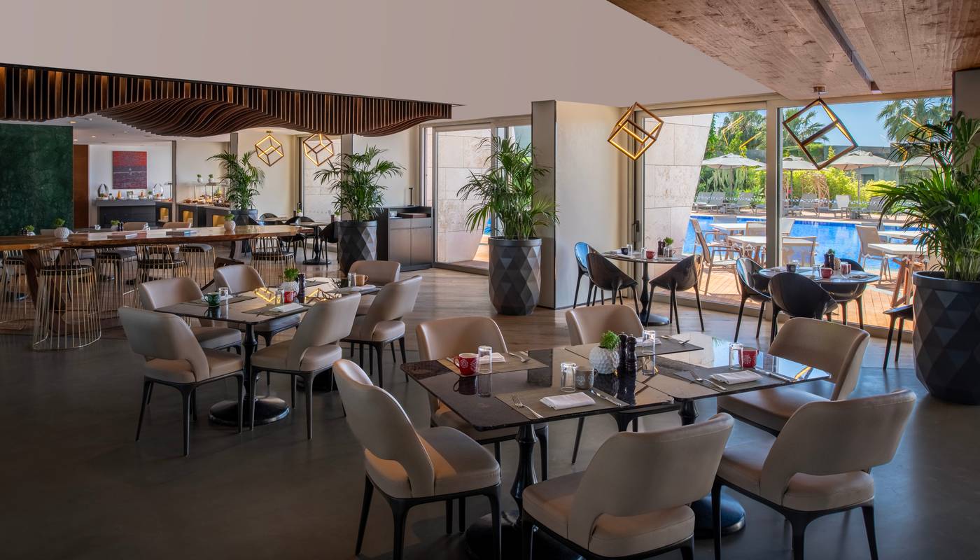 Swissotel-Resort-Bodrum-Beach-Restaurant-34