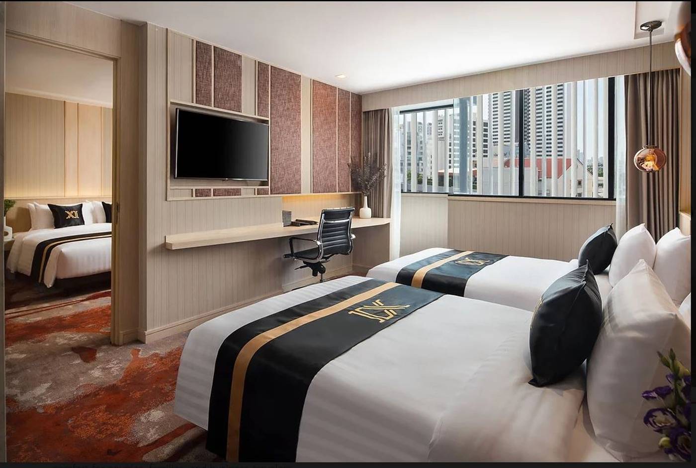 Eleven-Hotel-Bangkok-Room-10