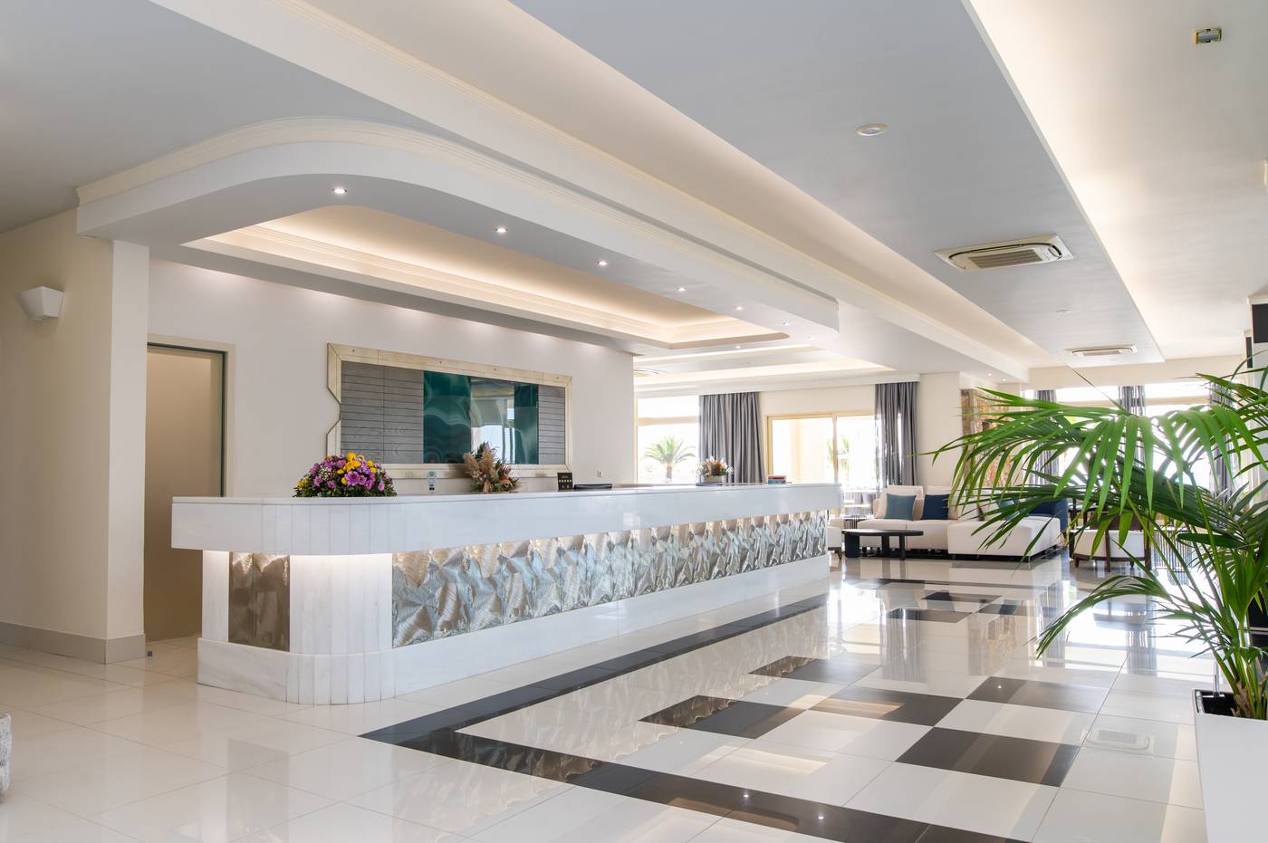 Grand-Blue-Beach-Hotel-Lobby-58