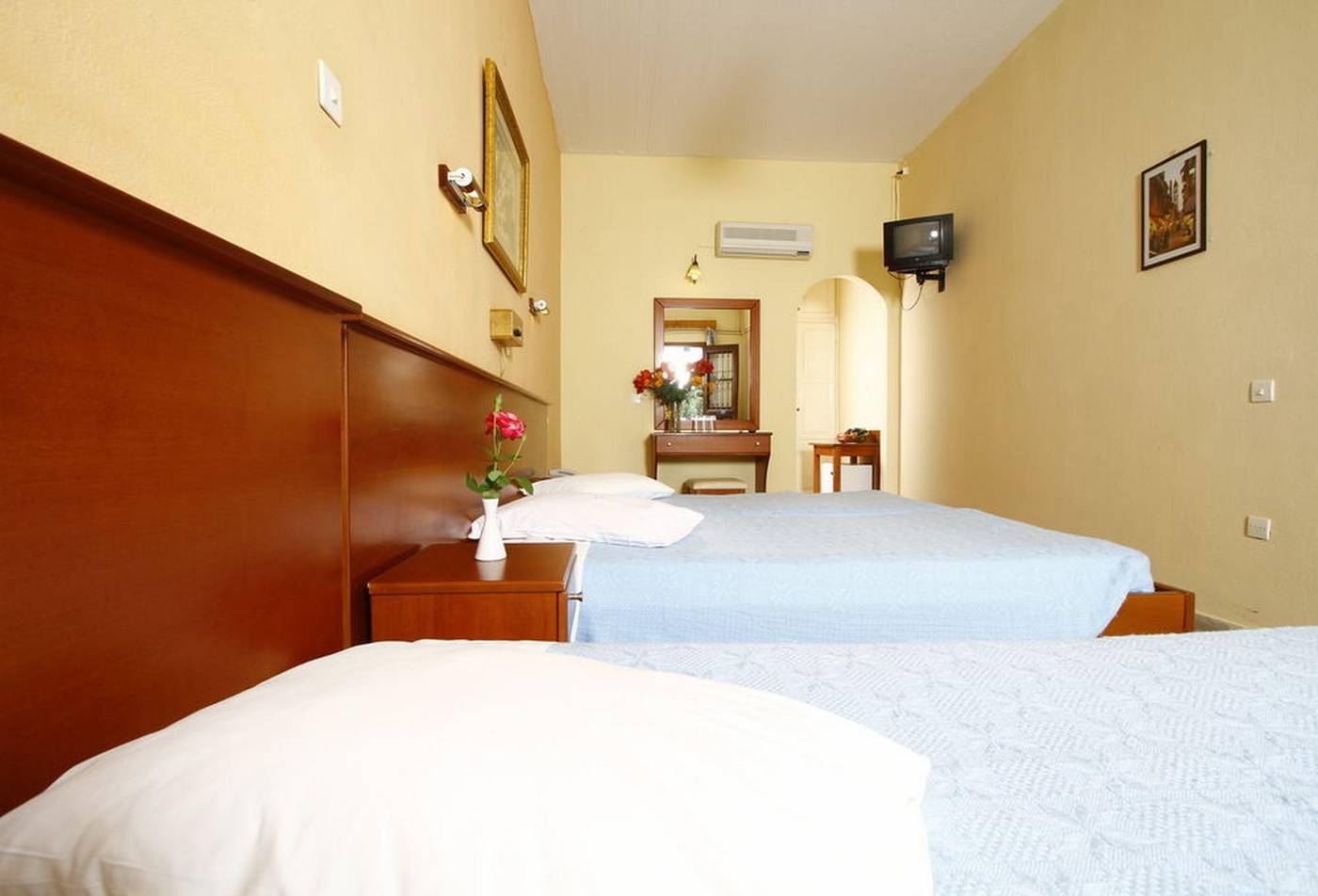Bintzan-Inn-Room-22