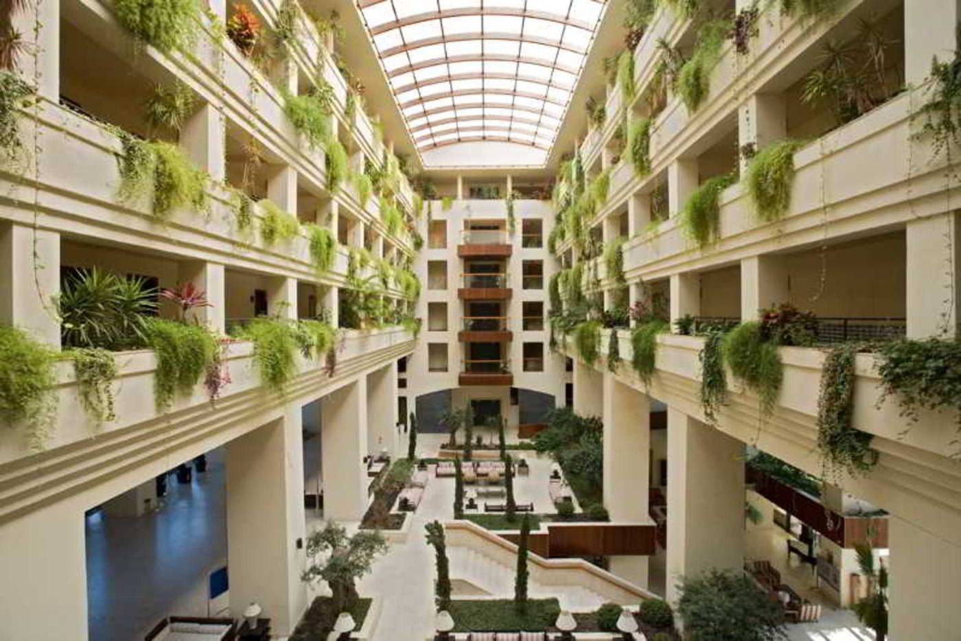 Puerto-Antilla-Grand-Hotel-Lobby-30