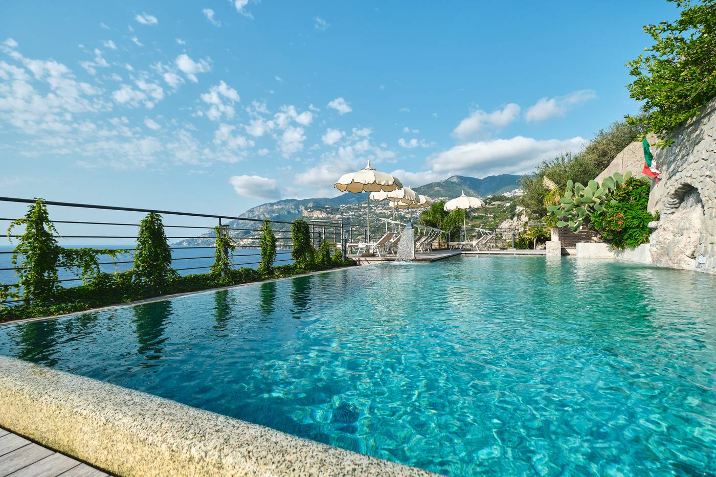 Botanico-San-Lazzaro-Pool-3