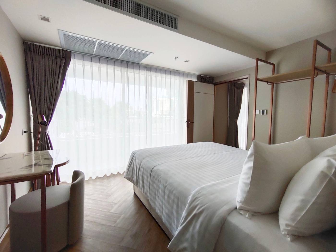 Away-Bangkok-Riverside-Kene-Room-39