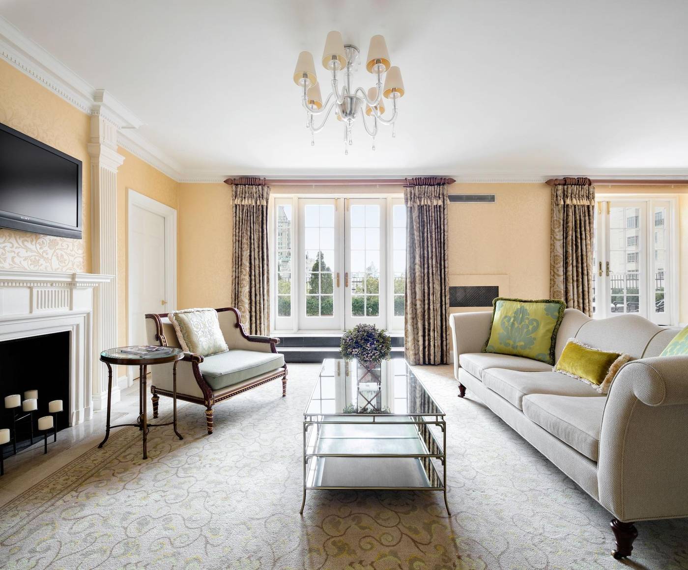 The-Pierre--A-Taj-Hotel-Room-17