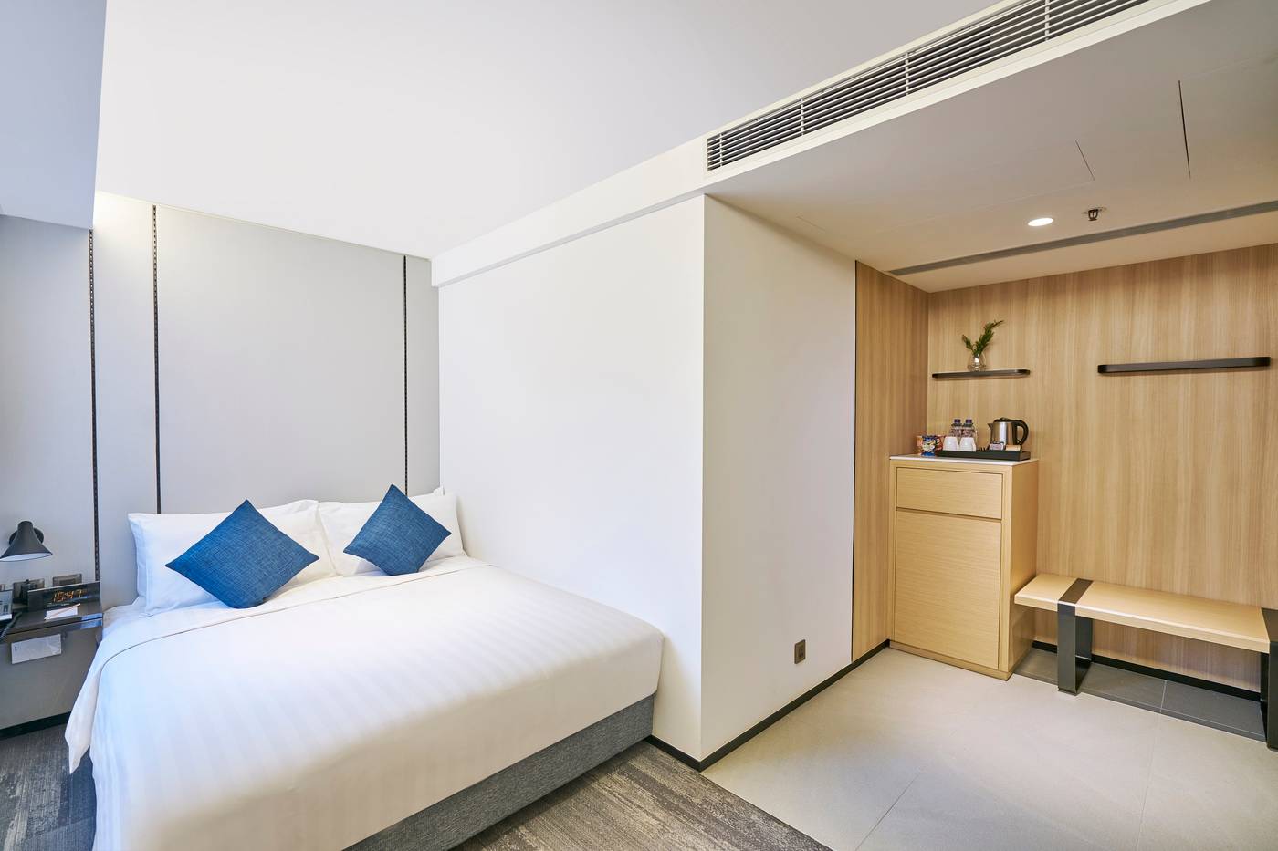 Hotel-COZi-Oasis-Room-6