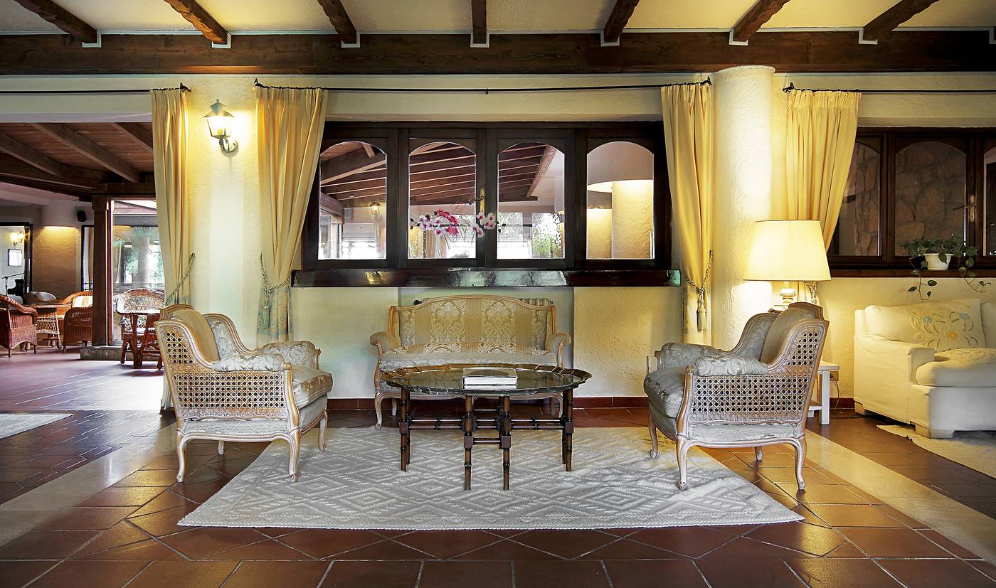 Grand Hotel Smeraldo Beach-Italy-BAJA SARDINIA-ARZACHENA-Lobby-8