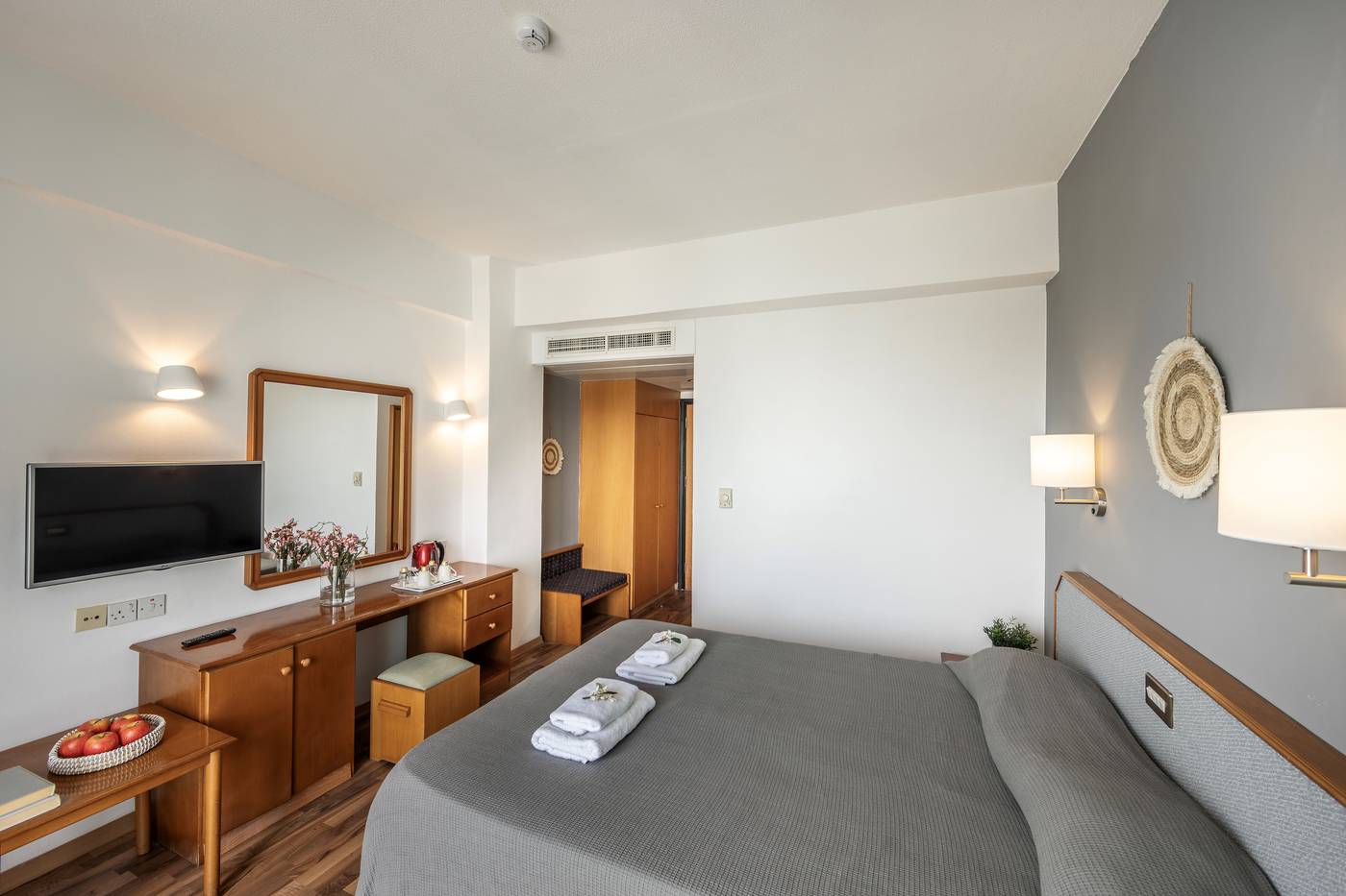 Antigoni-Hotel-Room-17