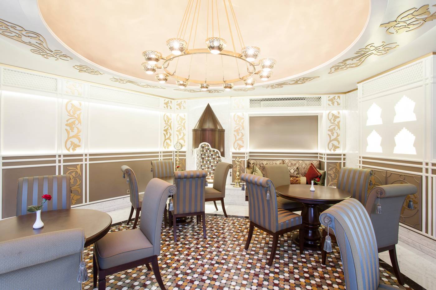 Ottoman-Hotel-Imperial-Istanbul-Bar-22