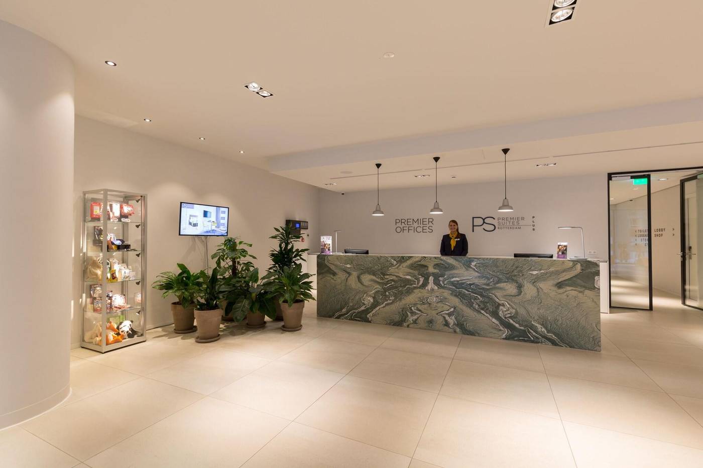 Premier Suites Plus Rotterdam-Netherlands-Rotterdam-Lobby-7