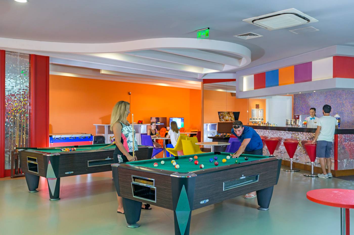 Royal-Holiday-Palace-Sports-and-Entertainment-62