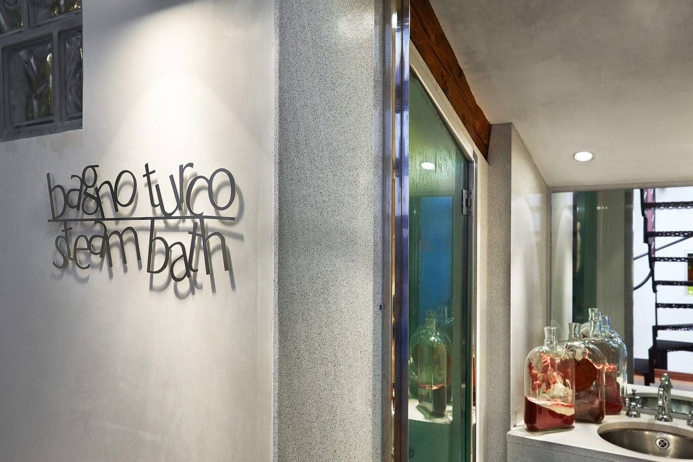 Ca--Pisani-Hotel-Sports-and-Entertainment-25