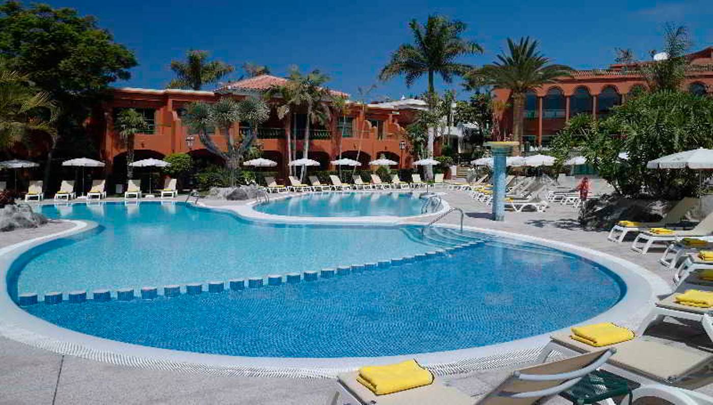 ADRIAN-Hoteles-Col-n-Guanahan----Adults-Only-Pool-6