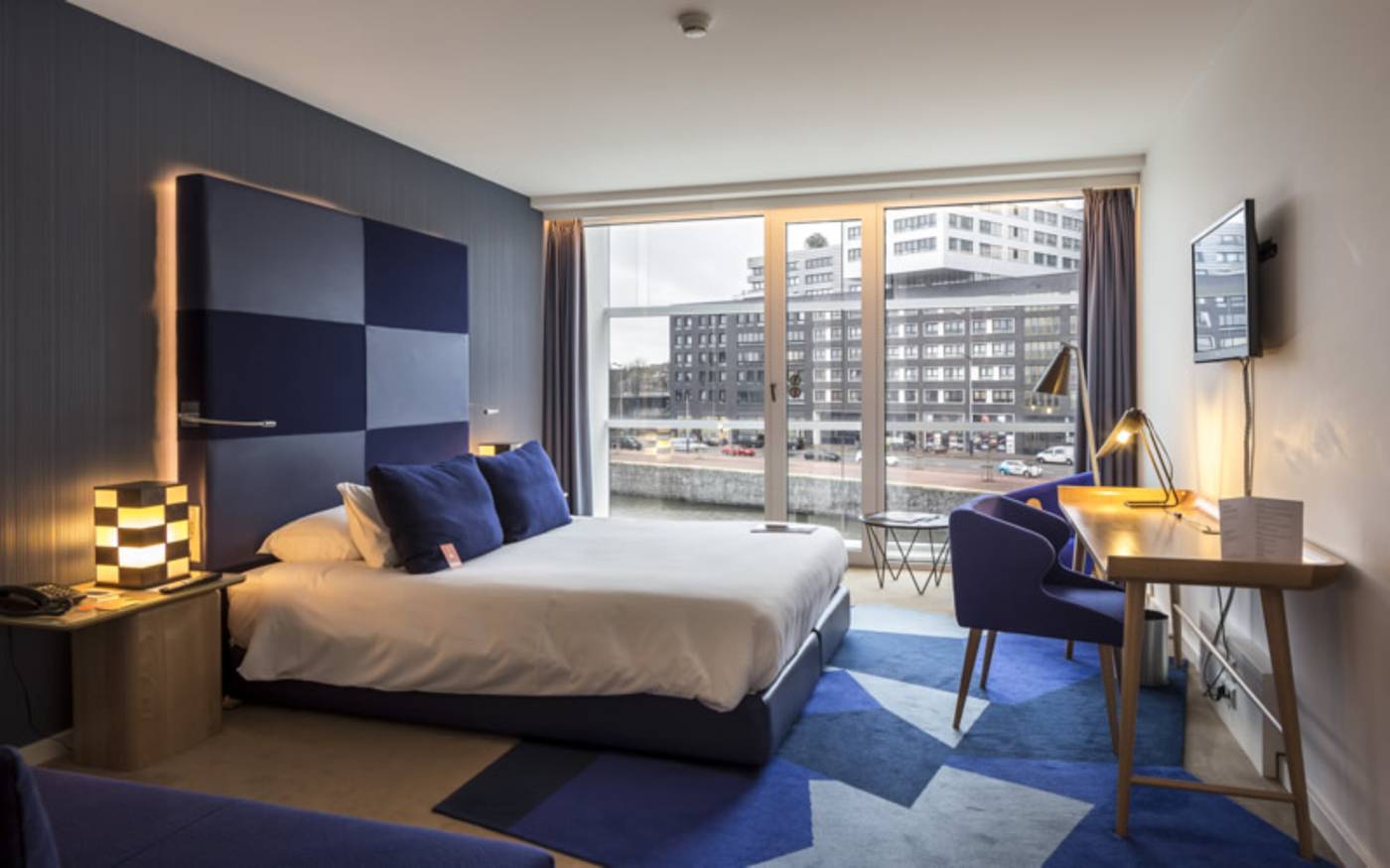 Room-Mate-Aitana-Room-42