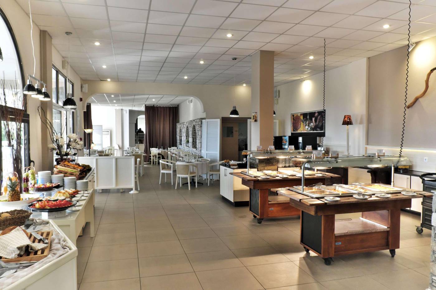 Elea-Village-Restaurant-57