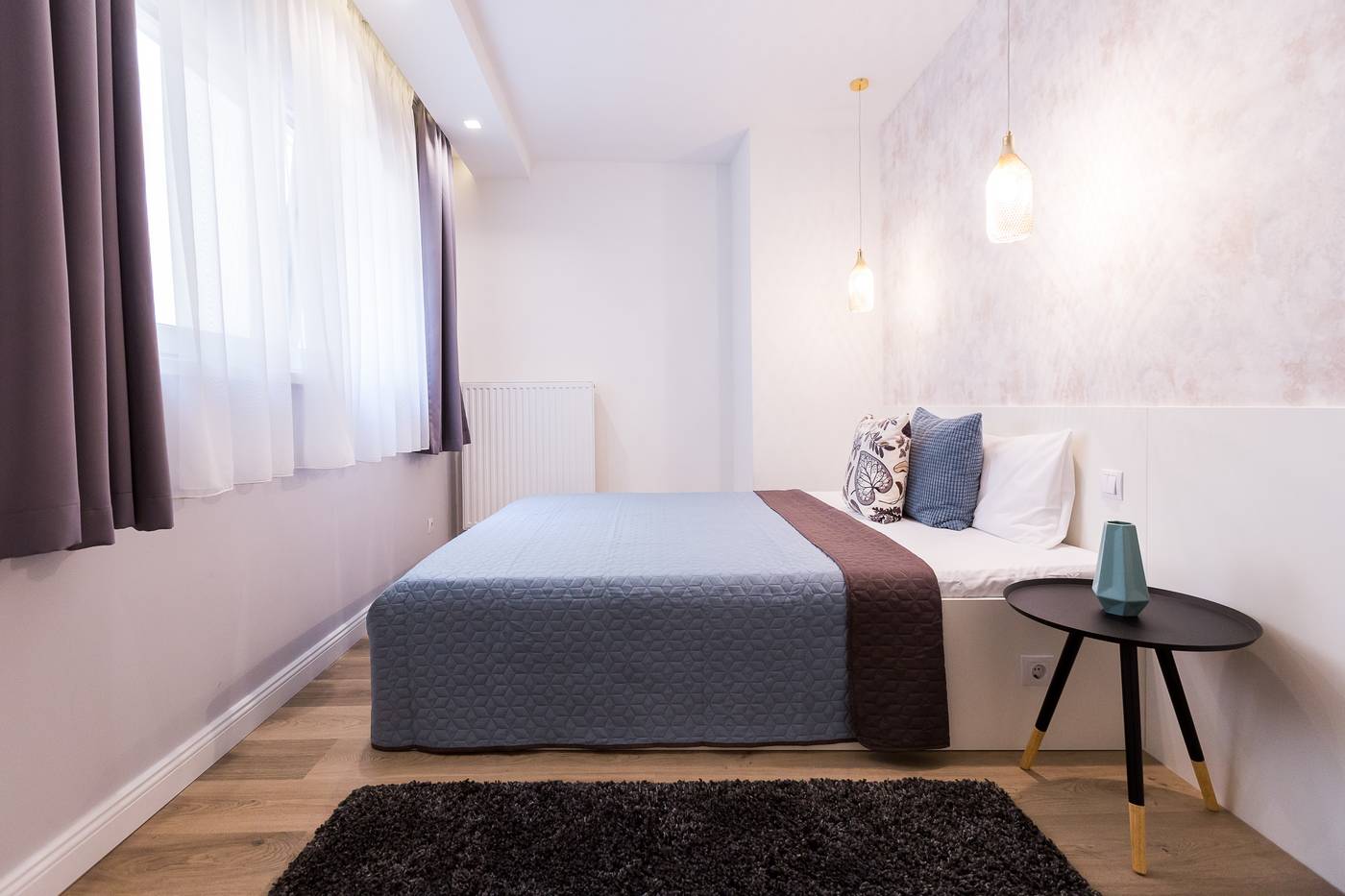 Vagabond-Broadway-Room-29