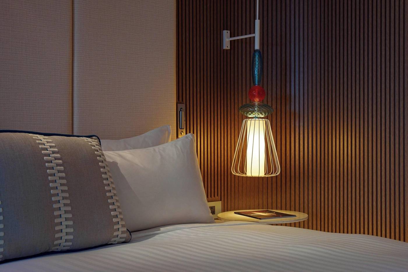 Le-Meridien-St--Julians-Hotel---Spa-Room-45