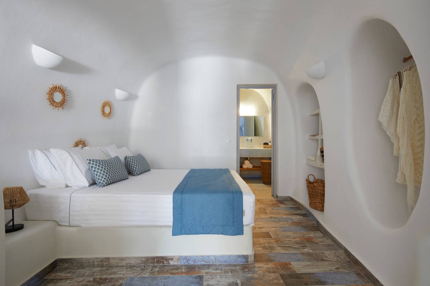 El-Verano-Collection-Santorini-Room-31