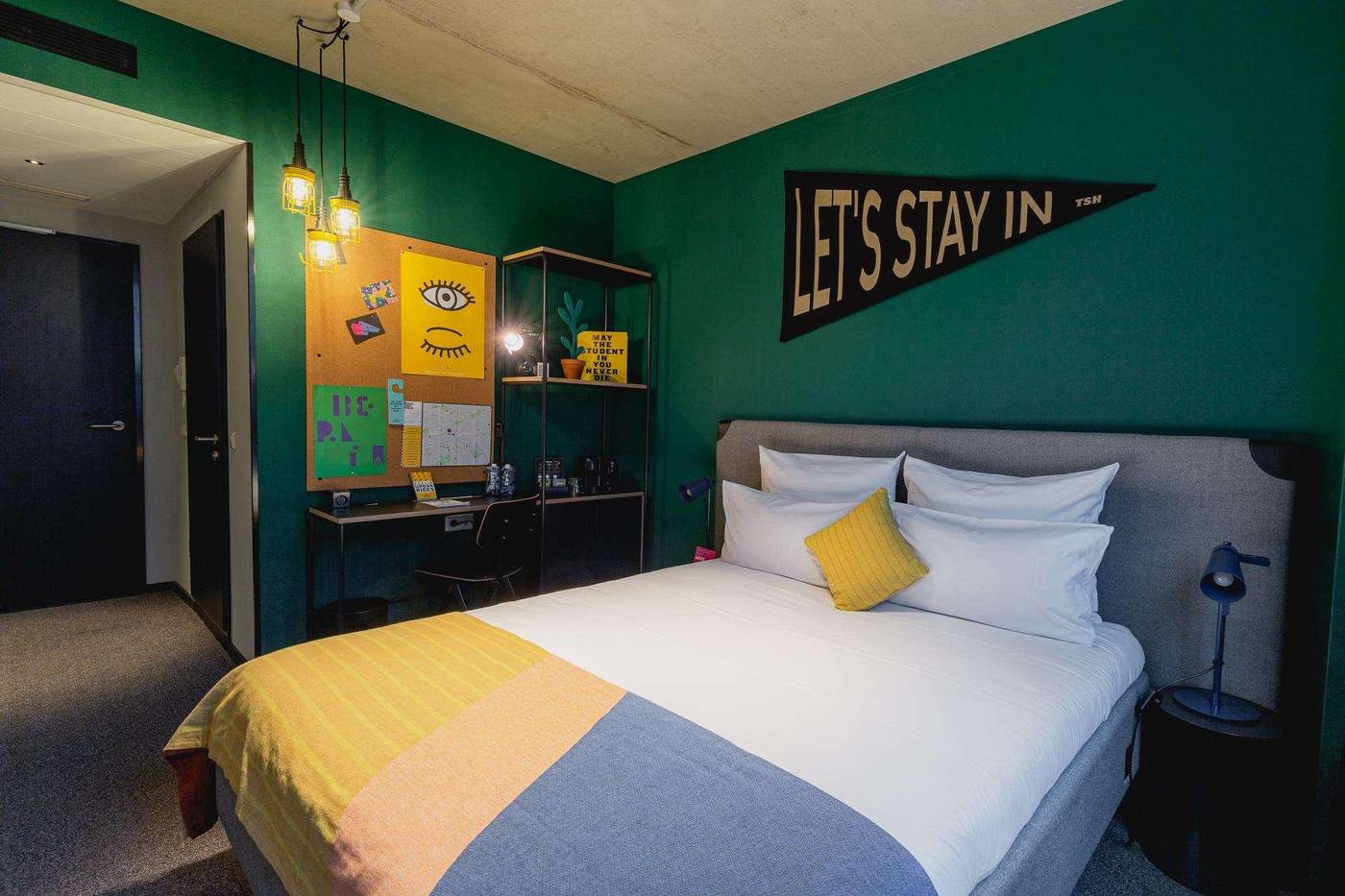 The-Social-Hub-Berlin-Room-18