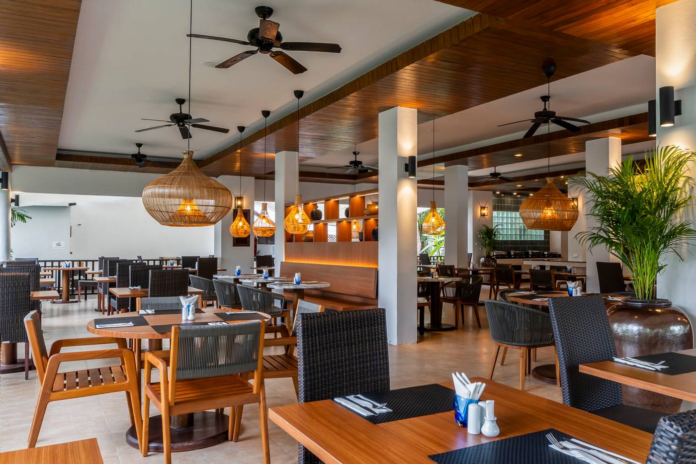 Kamala-Beach-Hotel---Resort-Restaurant-41