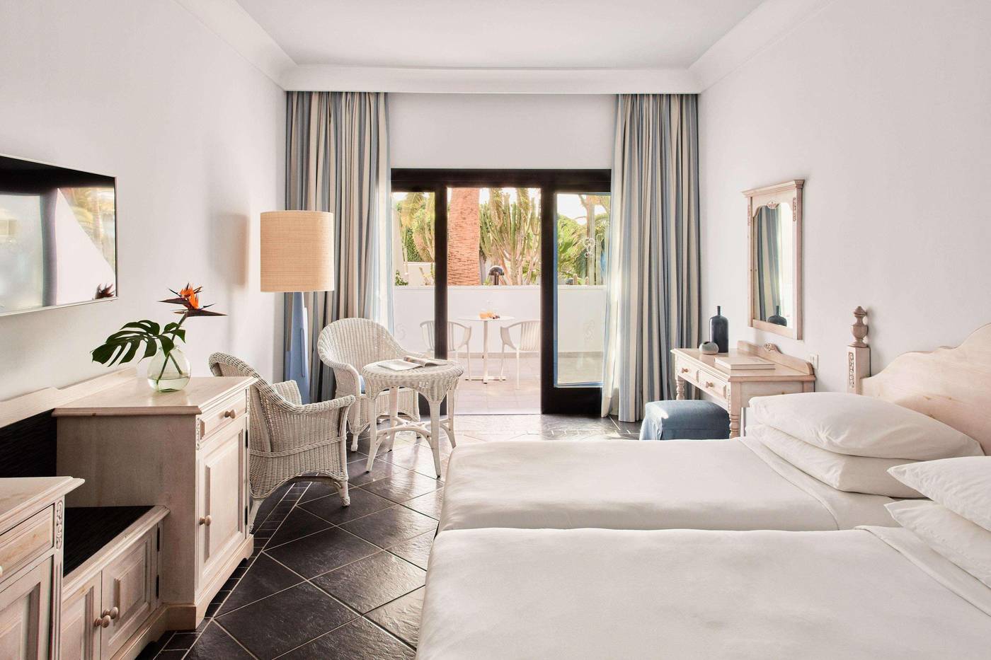 Seaside-Los-Jameos-Playa-Hotel-Room-38