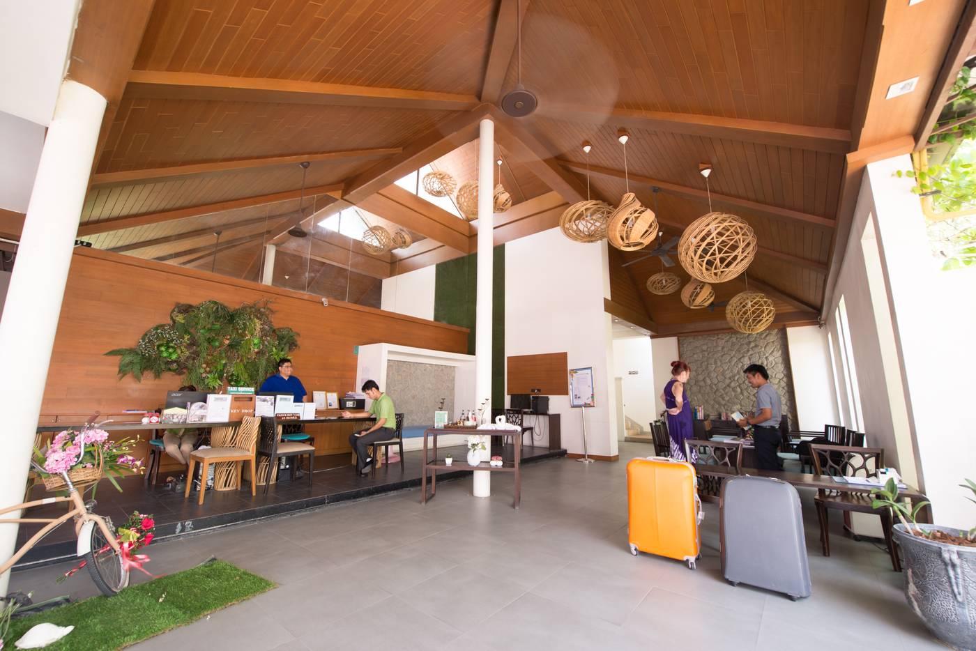 The-Viridian-Resort-Lobby-38