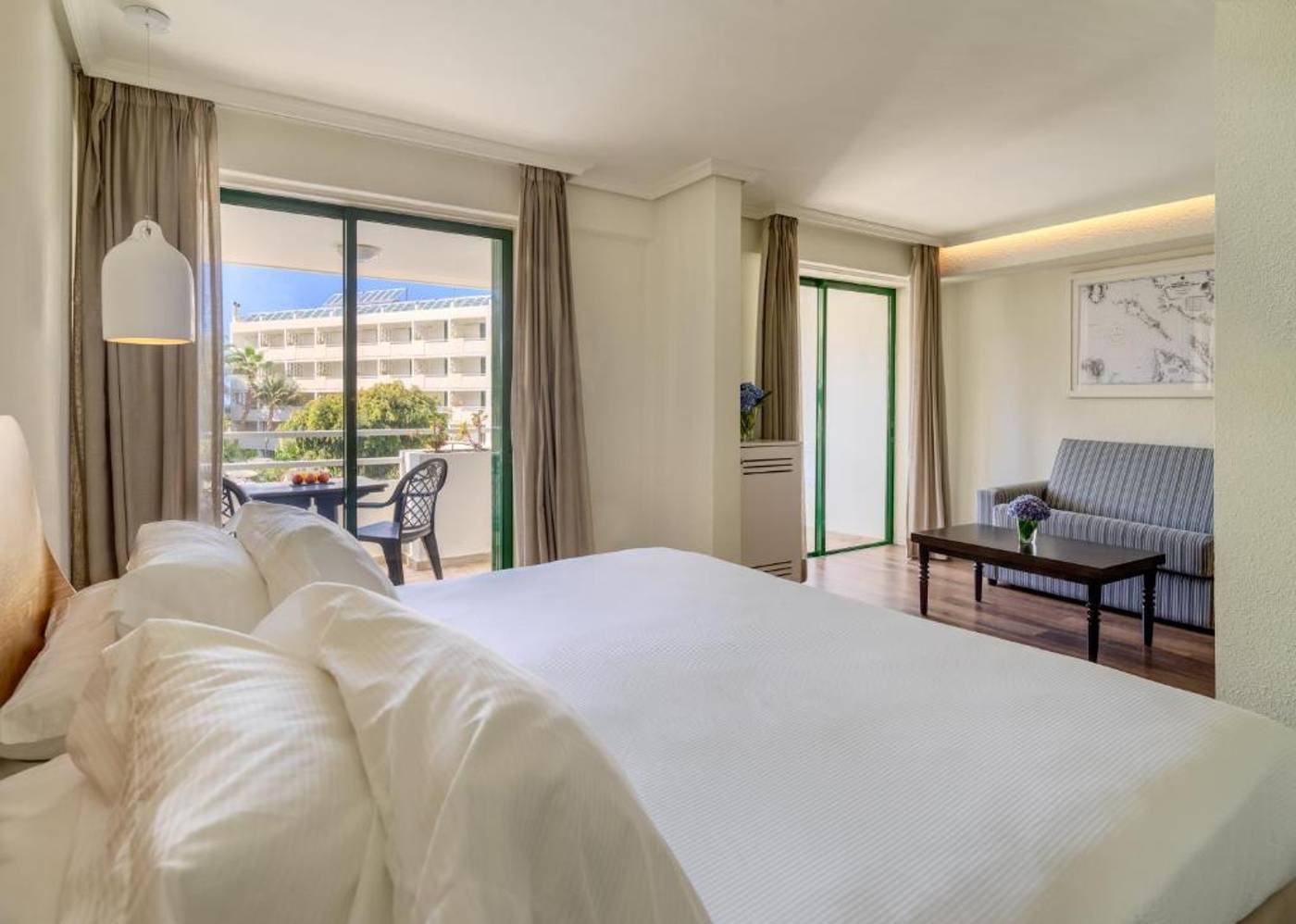 H10-Tenerife-Playa-Room-18