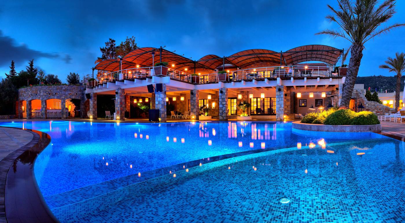 The-Marmara---Adults-Only-Pool-5