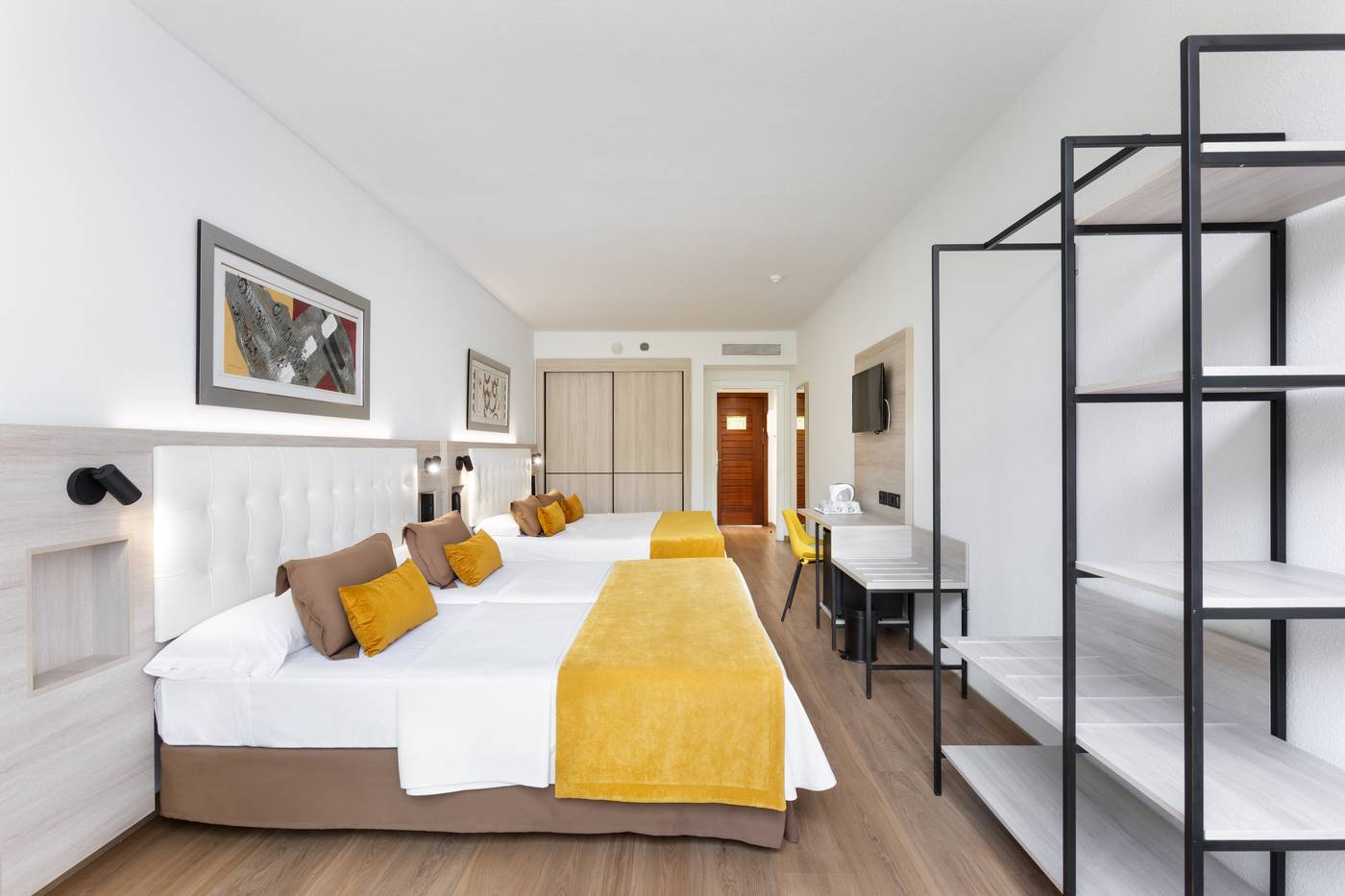 Alexandre-Hotel-Gala-Room-33