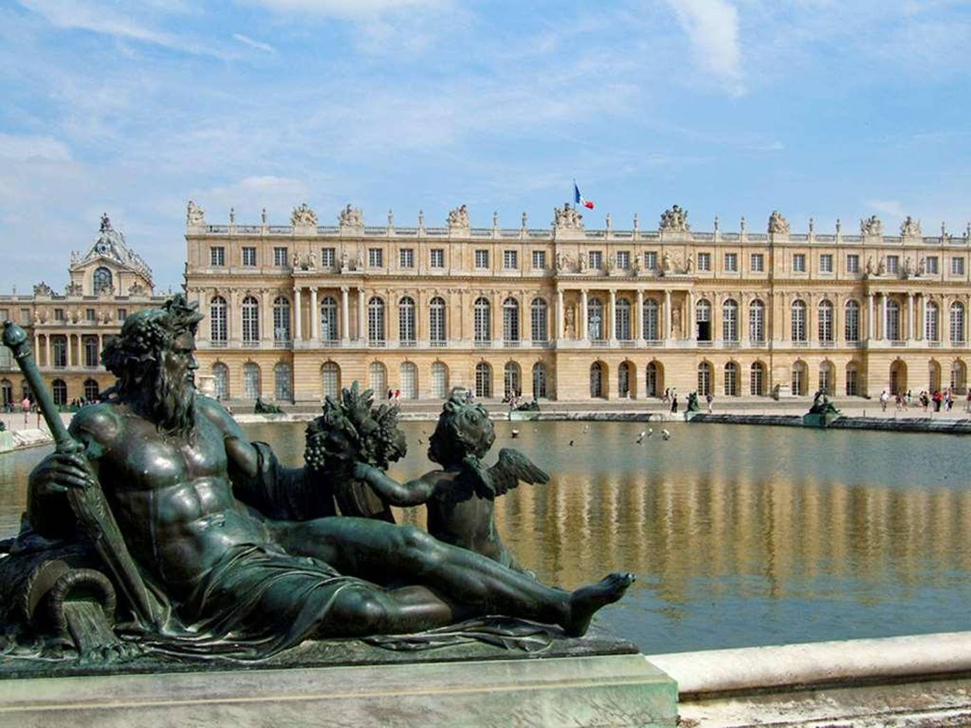 Le-Louis-Versailles-Chateau-General-view-64
