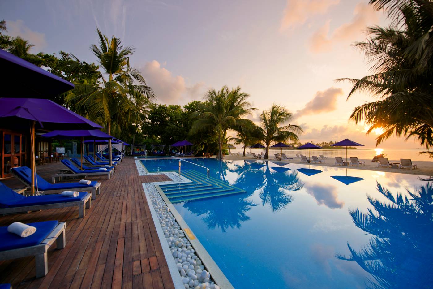 Olhuveli Beach & Spa Resort