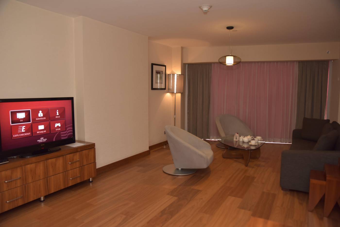 Crowne-Plaza-Harbiye-Room-40