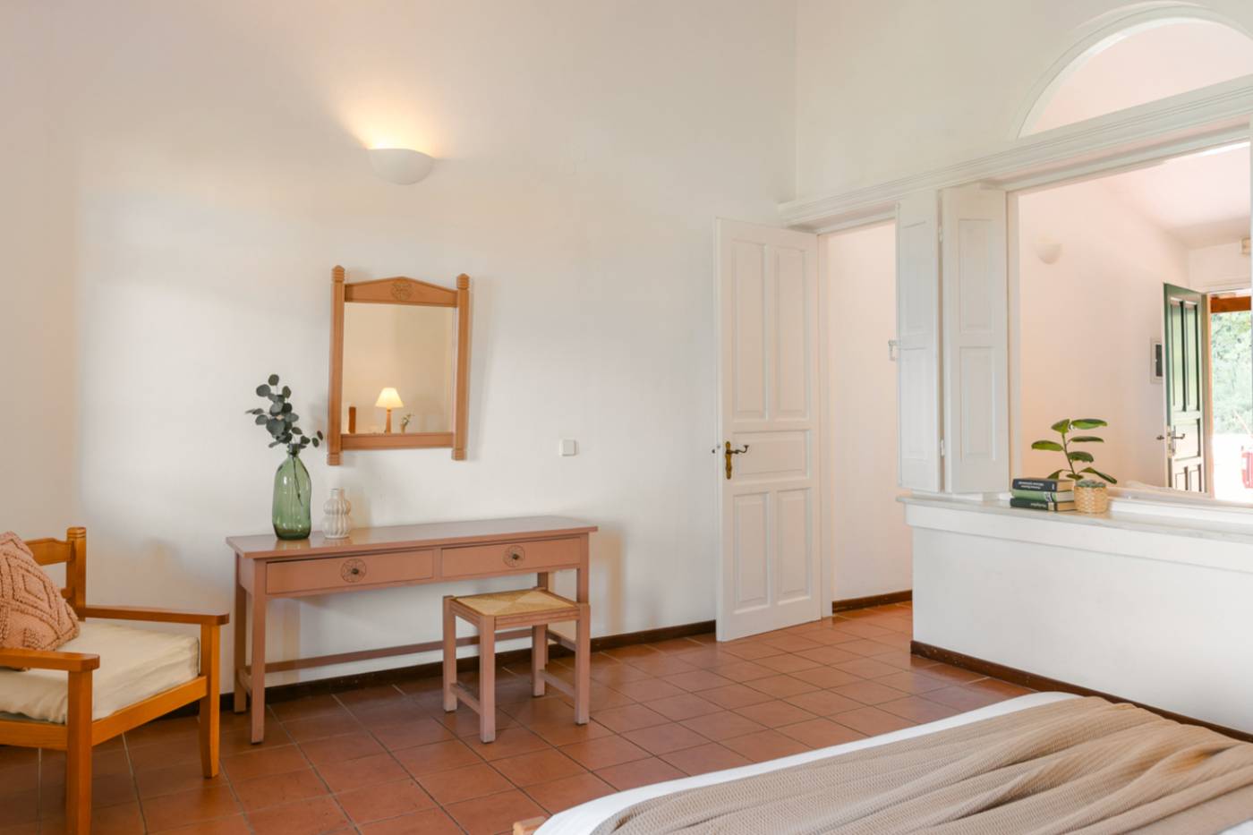 Century-Resort-Apartments-Room-50