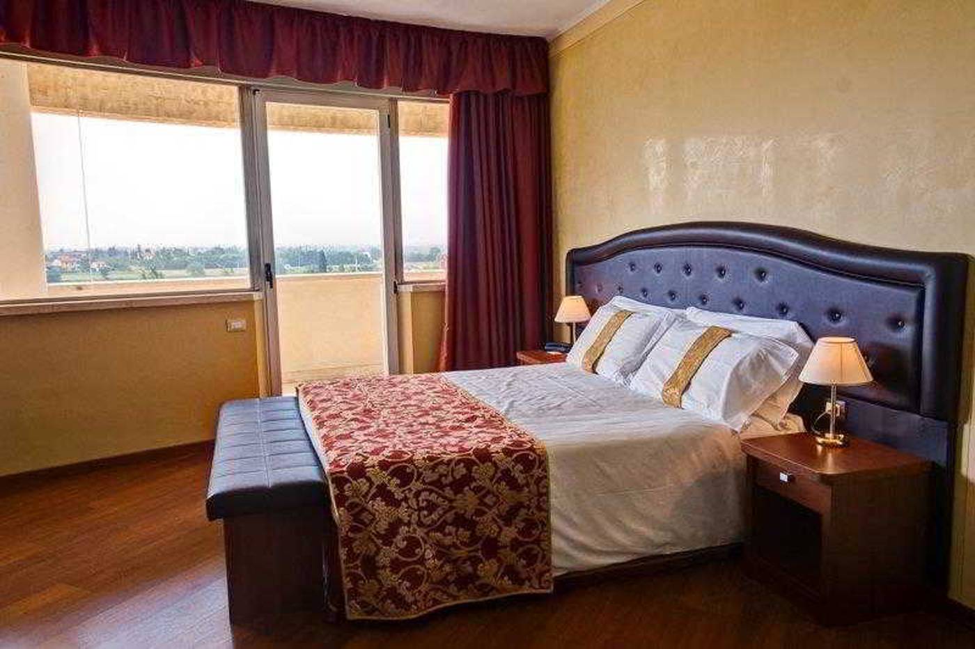 BEST-WESTERN-Galileo-Palace-Hotel-General-view-17