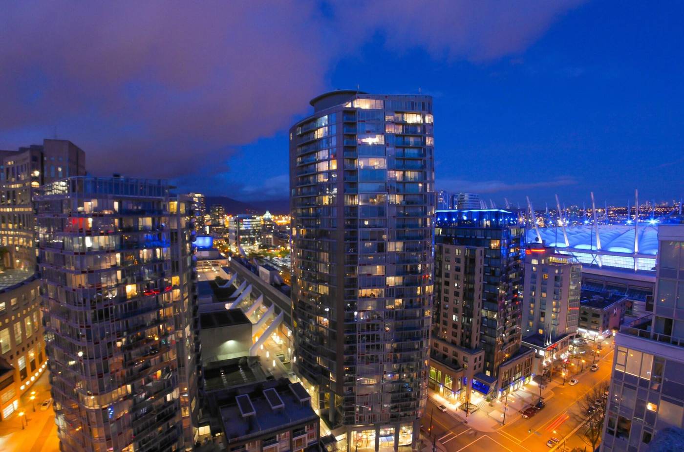 Rosedale-On-Robson-Suites-Hotel-General-view-62