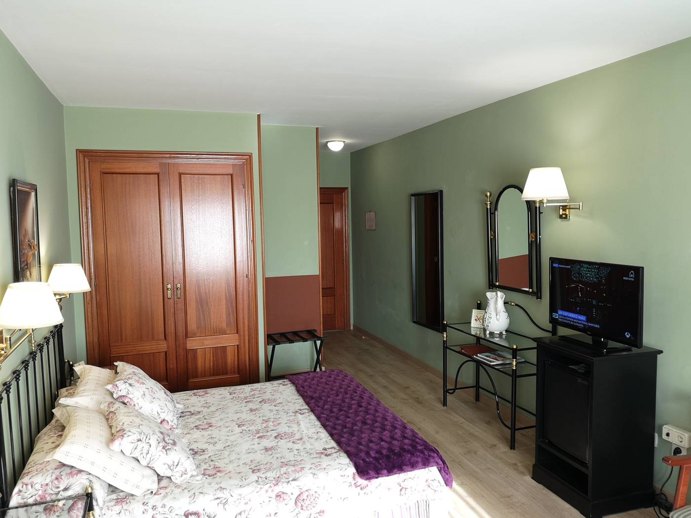 Hotel y Casona El Carmen-Spain-PERLORA-Room-7