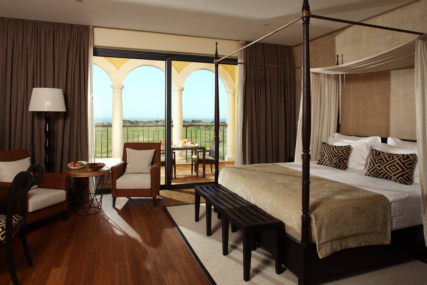 Cascade-Wellness---Lifestyle-Resort-Room-30