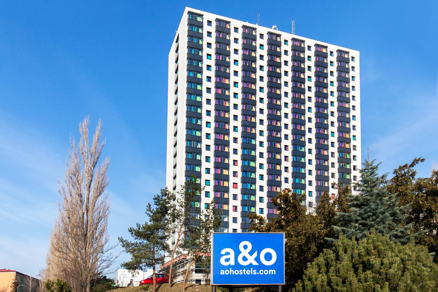 a-o-Prague-Rhea-General-view-3