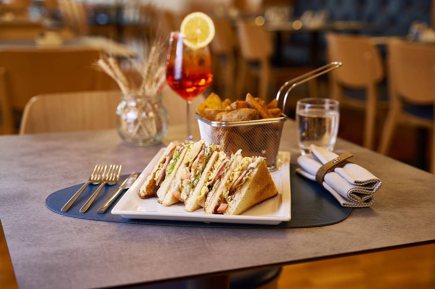 Hotel-Raffaello-Restaurant-50