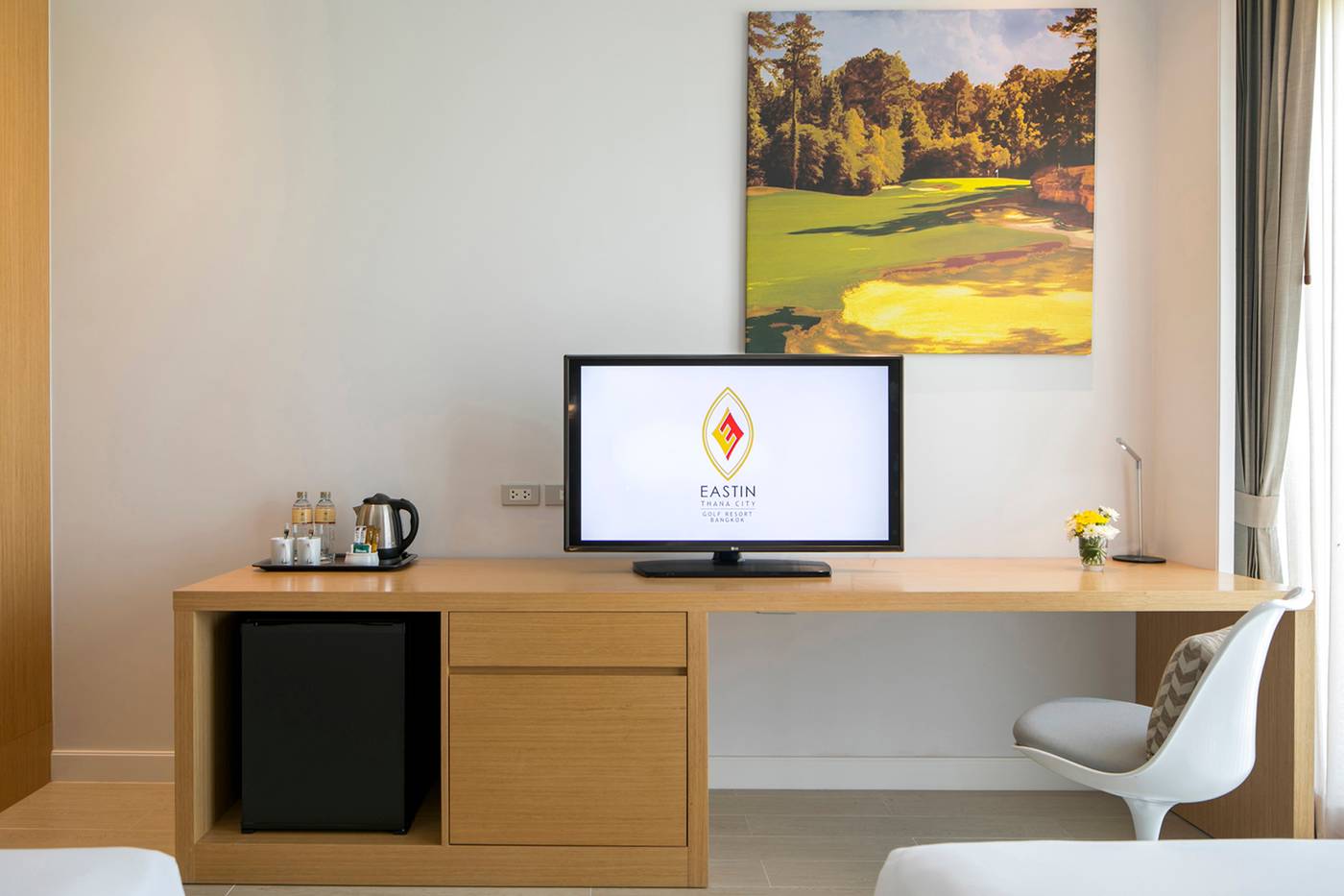 Eastin-Thana-City-Golf-Resort-Bangkok-Room-10