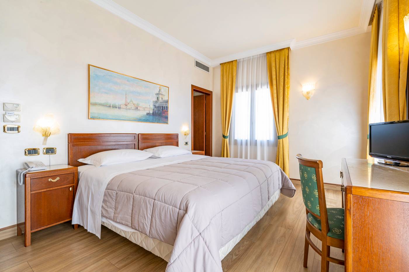 Hotel-Panorama-Room-15