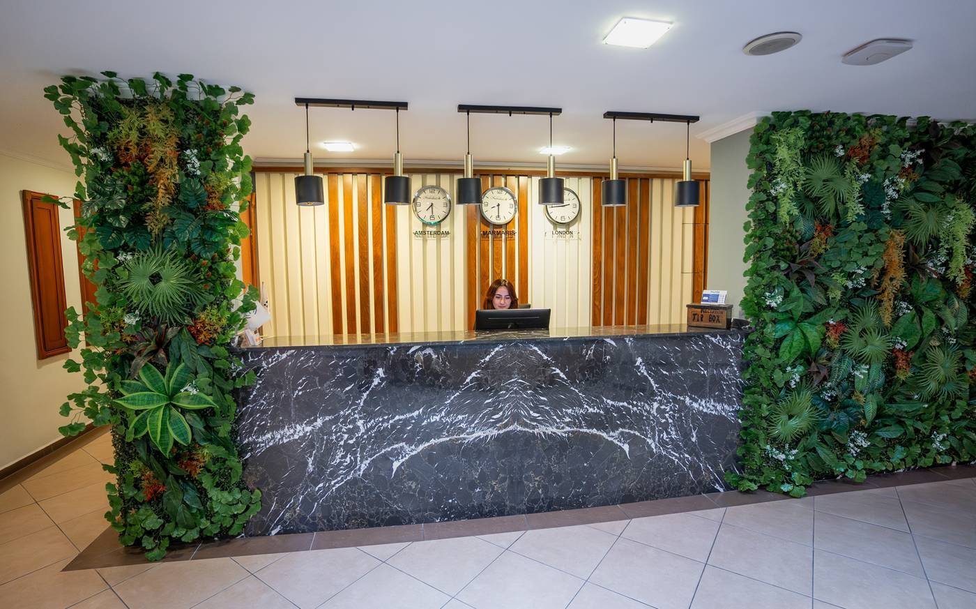 Club-Karakas-Lobby-72