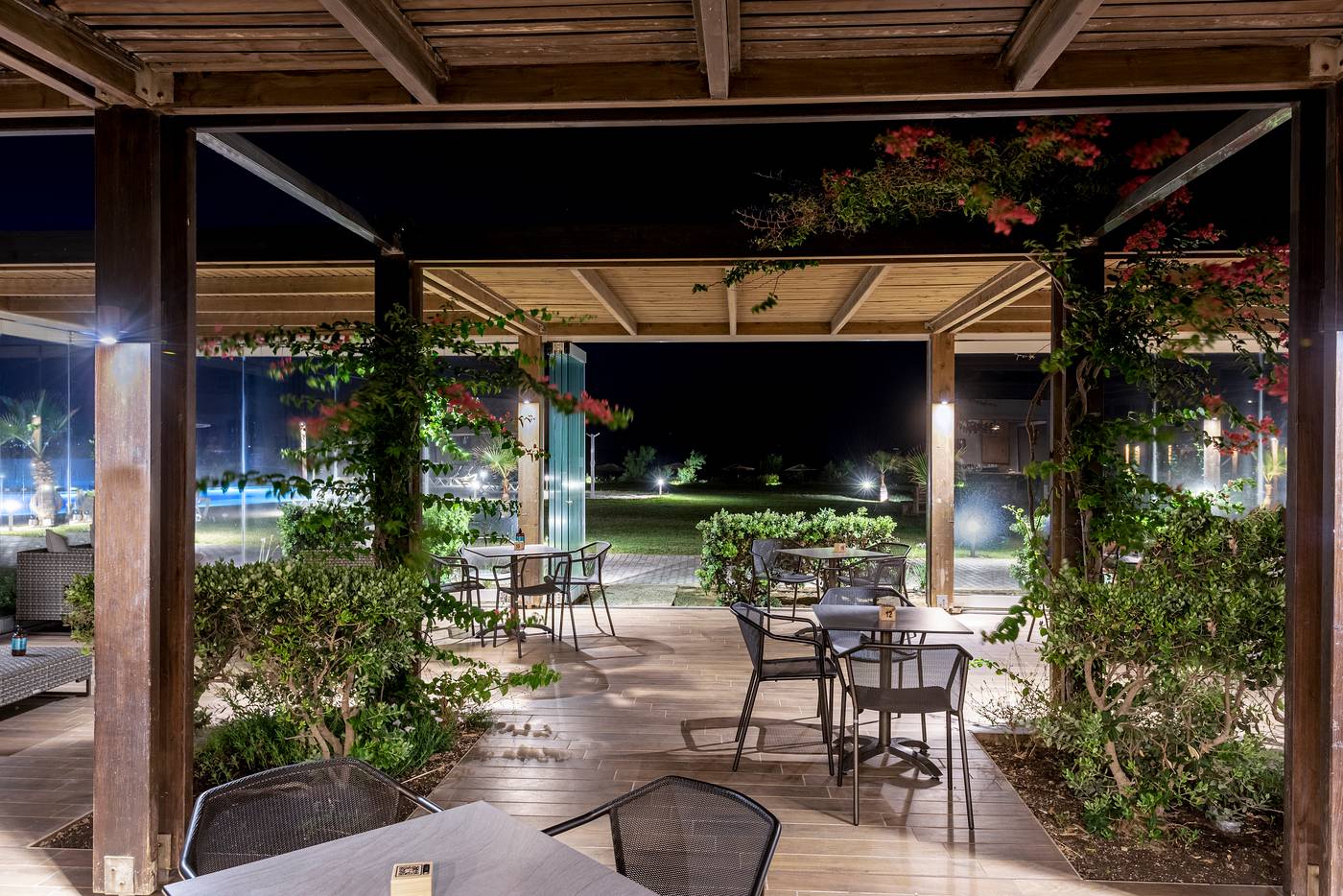 Astir-Odysseus-Bar-24