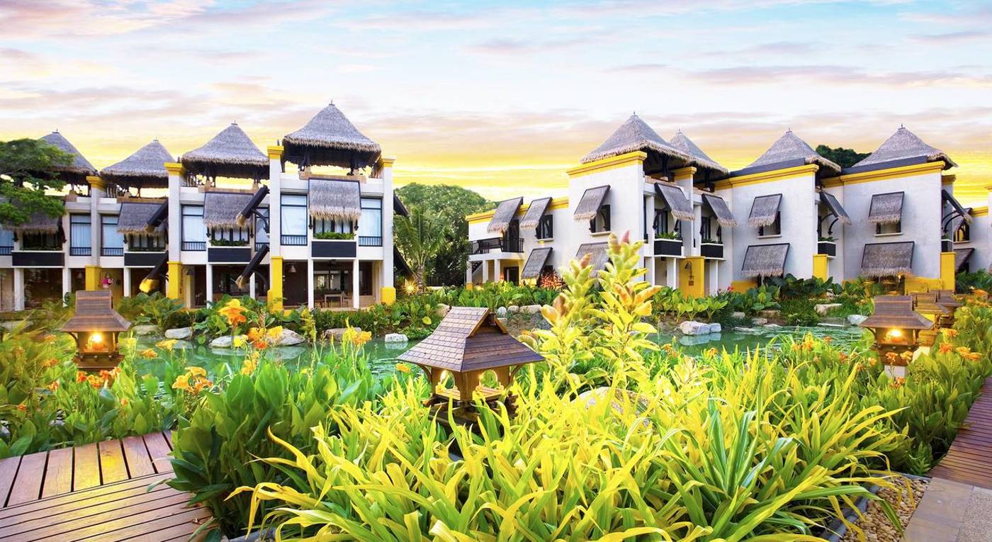 Movenpick Resort & Spa Karon Beach Phuket