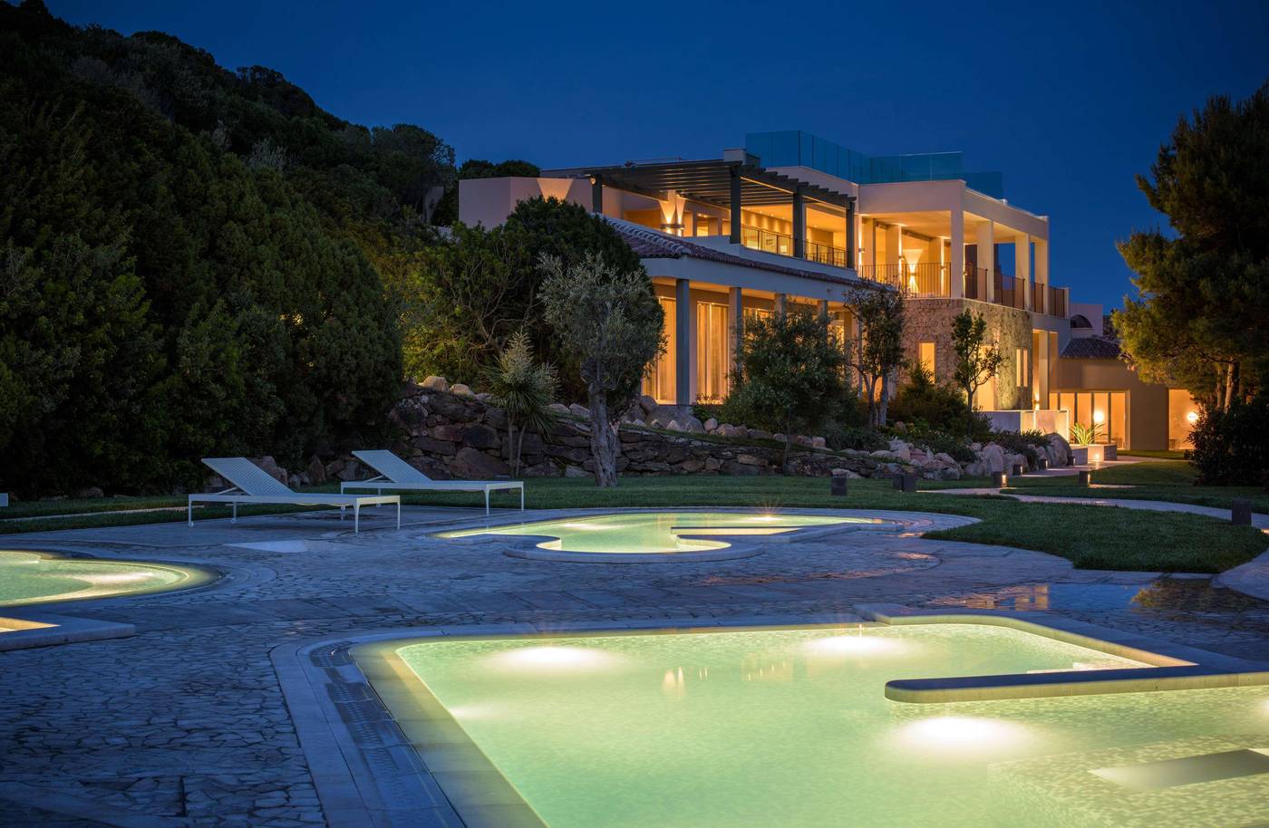 Conrad-Chia-Laguna-Sardinia-Pool-1