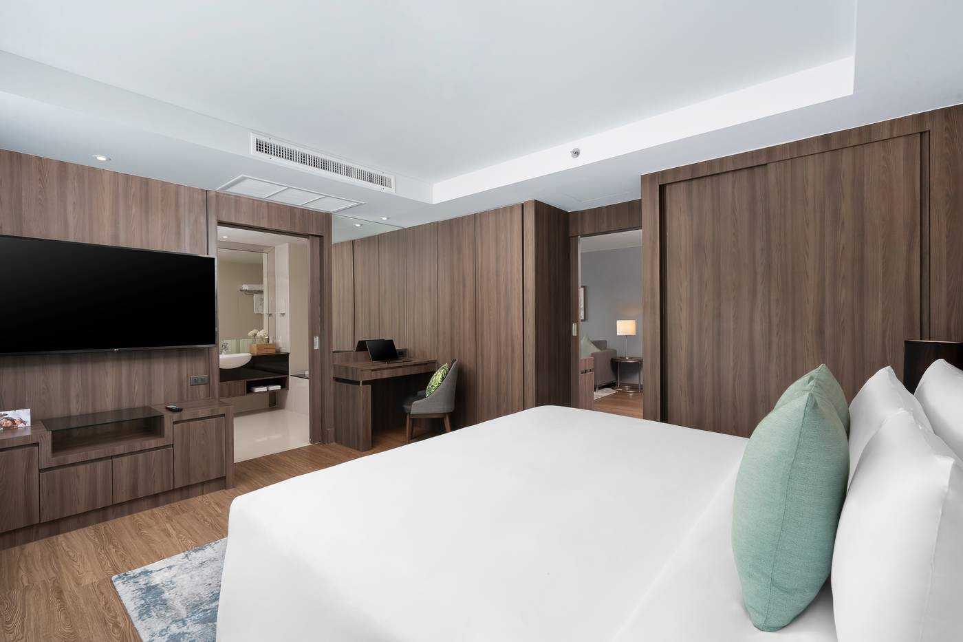 Novotel-Living-Bangkok-Sukhumvit-Legacy-Room-23